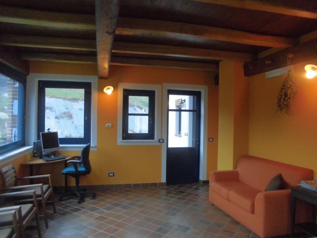 Agriturismo Bio-Ecologico Sant'Isidoro Roccaforte Mondovì エクステリア 写真