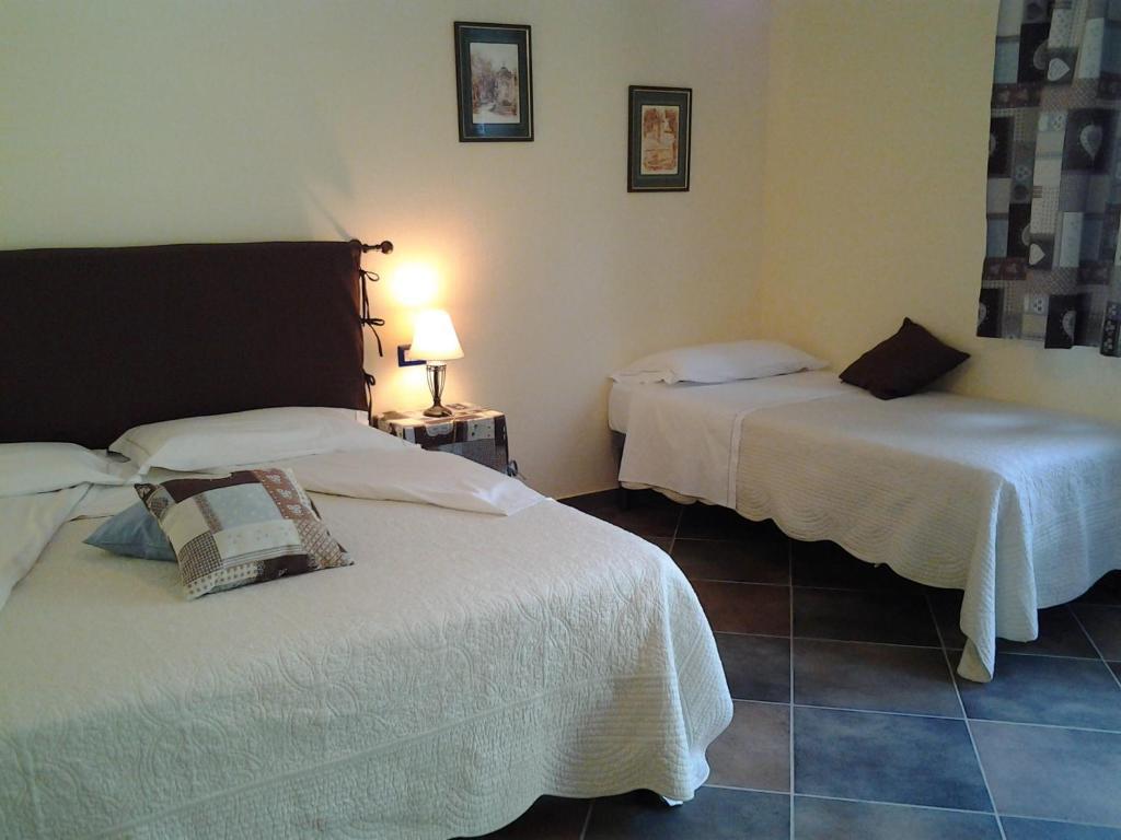 Agriturismo Bio-Ecologico Sant'Isidoro Roccaforte Mondovì 部屋 写真